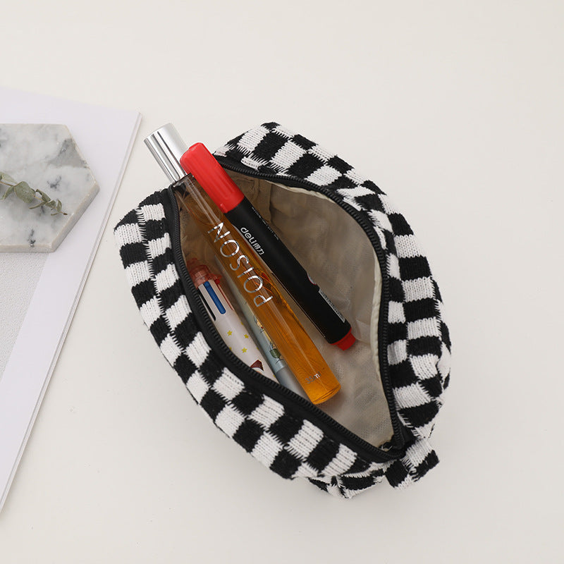 Wholesale Checkerboard Wool Cosmetic Bag